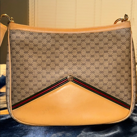 Gucci Tan and Brown Crossbody Bag - Picture 1 of 13